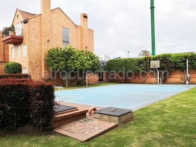 Casa de 4 alcobas en venta en Paseo De Los Buganviles, Chía, 240 m² · foto 4 de 20