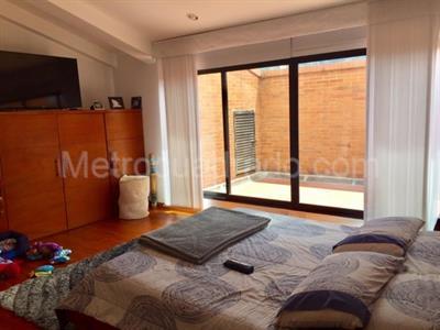 Apartamento de 3 alcobas en venta en Santa Barbara Occidental Santa Barbara, Bogotá, 213 m² · foto 10 de 20