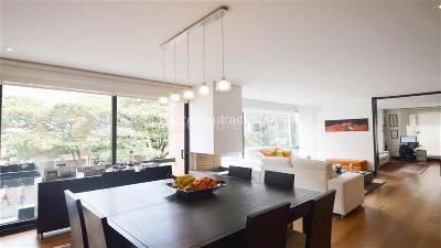 Apartamento de 3 alcobas en venta en Chico Reservado, Bogotá, 210 m² · foto 5 de 8