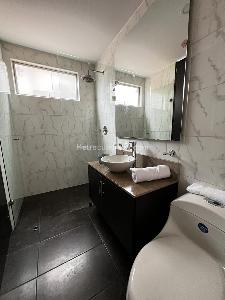 Apartamento en venta en Santa Barbara Alta, Bogotá · foto 3 de 13