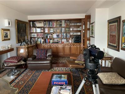 Apartamento en venta en Chico Alto, Bogotá · foto 5 de 16