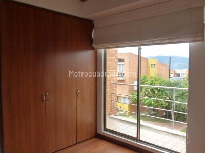 Casa de 3 alcobas en venta en Colina Campestre Delmonte, Bogotá, 138 m² · foto 10 de 20