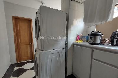 Apartamento de 2 alcobas en arriendo en Rosales Bellavista, Bogotá, 220 m² · foto 5 de 11
