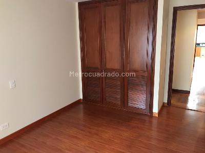 Apartamento de 3 alcobas en venta en Chico Museo, Bogotá, 161 m² · foto 13 de 17