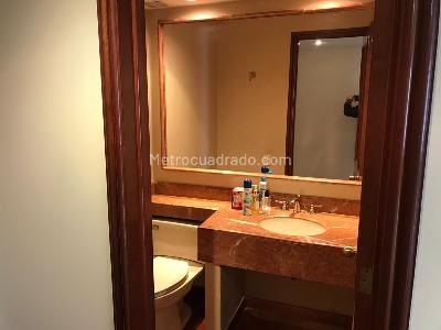 Apartamento de 3 alcobas en venta en Chico Museo, Bogotá, 161 m² · foto 10 de 17