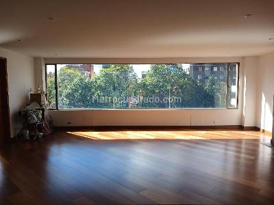 Apartamento en venta en Chico Reservado, Bogotá · foto 2 de 16