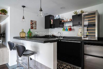 Apartamento de 3 alcobas en venta en Chico Norte, Bogotá, 228 m² · foto 16 de 19