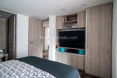 Apartamento de 3 alcobas en venta en Chico Norte, Bogotá, 228 m² · foto 9 de 19