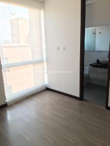 Apartamento de 2 alcobas en venta en Chico Santa Barbara, Bogotá, 92 m² · foto 9 de 9