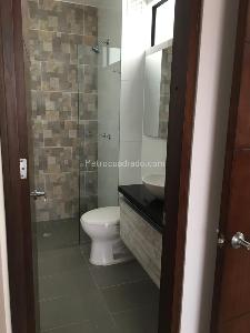 Apartamento de 2 alcobas en venta en Chico Santa Barbara, Bogotá, 92 m² · foto 6 de 9