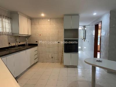 Apartamento de 4 alcobas en venta en Cerros De Sotileza Antigua Helvetia, Bogotá, 235 m² · foto 7 de 20