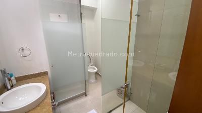 Apartamento en venta en El Refugio, Bogotá · foto 9 de 16