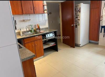 Apartamento en venta en Quintas De Santa Barbara, Bogotá · foto 7 de 14