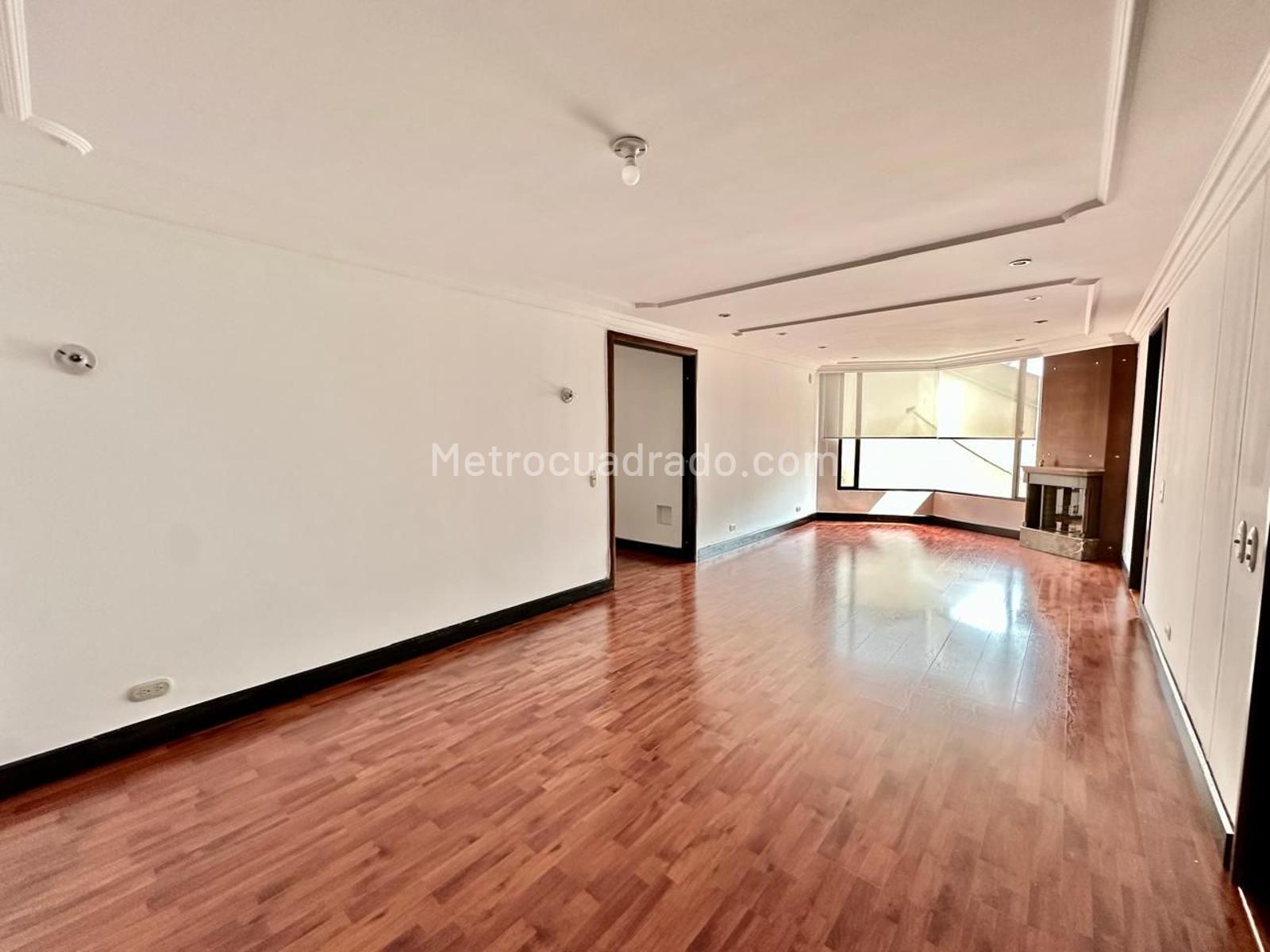 Apartamento en Venta  BELMIRA COUNTRY