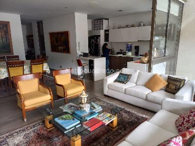 Apartamento de 2 alcobas en venta en Molinos Del Chico, Bogotá, 120 m² · foto 2 de 15