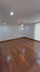 Casa en venta en Santa Barbara Central, Bogotá · foto 3 de 20