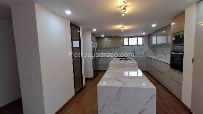 Casa en venta en Santa Barbara Central, Bogotá · foto 7 de 20