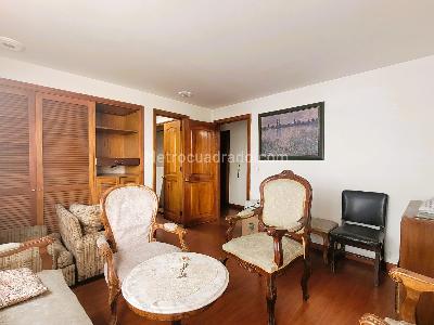 Apartamento de 3 alcobas en venta en San Patricio, Bogotá, 218 m² · foto 12 de 19