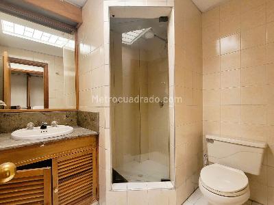 Apartamento de 3 alcobas en venta en San Patricio, Bogotá, 218 m² · foto 13 de 19