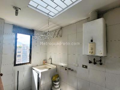 Apartamento de 3 alcobas en venta en San Patricio, Bogotá, 218 m² · foto 8 de 19