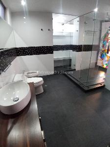 Apartamento de 4 alcobas en venta en Nogal Rosales, Bogotá, 262 m² · foto 9 de 18