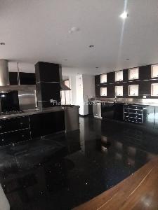Apartamento de 4 alcobas en venta en Nogal Rosales, Bogotá, 262 m² · foto 4 de 18