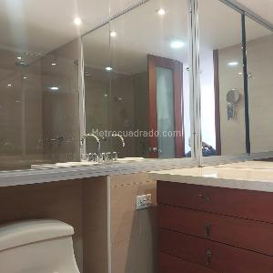 Apartamento de 1 alcoba en venta en Chico Reservado Chico, Bogotá, 51 m² · foto 9 de 20