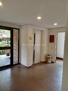 Apartamento de 2 alcobas en venta en Bella Suiza Altos De, Bogotá, 77 m² · foto 5 de 18