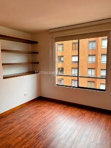 Apartamento en venta en Santa Ana Occidental, Bogotá · foto 7 de 18