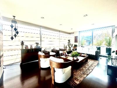 Apartamento de 3 alcobas en venta en Chico, Bogotá, 300 m² · foto 2 de 4