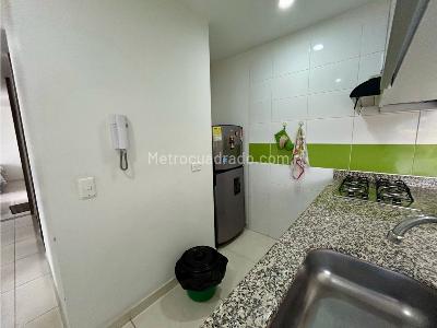 Apartamento de 3 alcobas en venta en Interlaken C1, Ibagué, 67 m² · foto 4 de 20