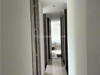 Apartamento de 3 alcobas en venta en Interlaken C1, Ibagué, 67 m² · foto 8 de 20