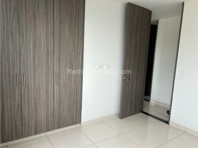 Apartamento de 3 alcobas en venta en Interlaken C1, Ibagué, 67 m² · foto 10 de 20