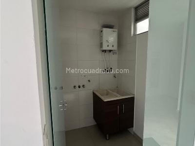 Apartamento de 2 alcobas en venta en Piedra Pintada, Ibagué, 63 m² · foto 7 de 20
