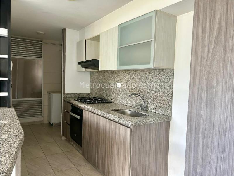 Piso – Ibagué, Ciudadela Simón Bolívar, Comuna 8 - Ciudadela - Más