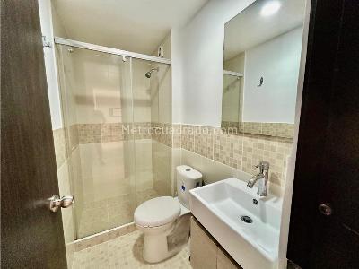 Apartamento de 3 alcobas en venta en La Pola, Ibagué, 123 m² · foto 11 de 20