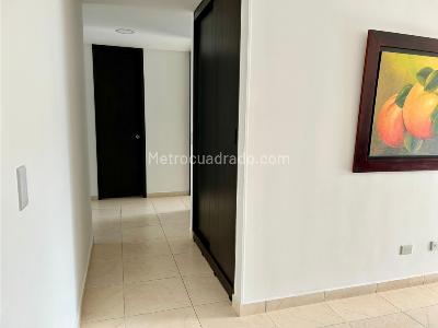 Apartamento de 3 alcobas en venta en La Pola, Ibagué, 123 m² · foto 4 de 20