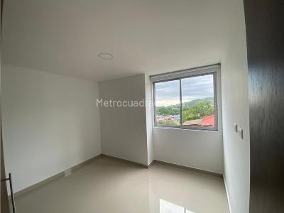 Apartamento de 3 alcobas en venta en Piedra Pintada Alta, Ibagué, 94 m² · foto 10 de 20