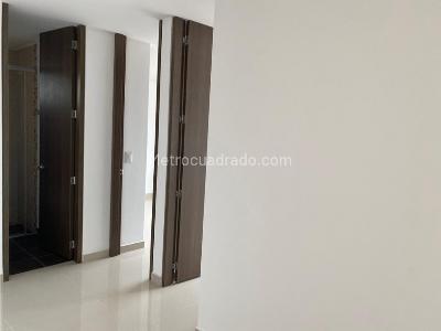 Apartamento de 3 alcobas en venta en Piedra Pintada Alta, Ibagué, 94 m² · foto 5 de 20