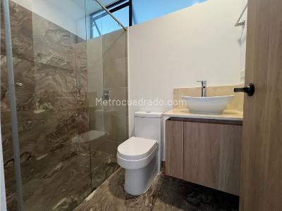 Casa de 3 alcobas en venta en Avenida Centenario, Armenia, 183 m² · foto 17 de 20