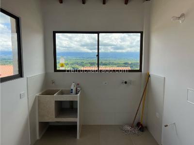 Casa de 3 alcobas en venta en Pueblo Tapao, Armenia, 300 m² · foto 10 de 16
