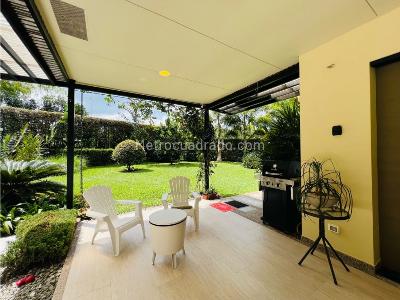Casa de 4 alcobas en venta en Club Campestre, Armenia · foto 17 de 20