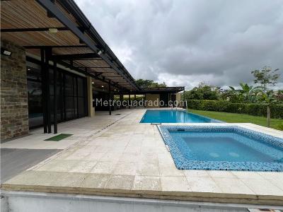 Casa de 3 alcobas en venta en Aeropuerto, Armenia, 133 m² · foto 14 de 20