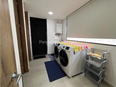 Casa de 3 alcobas en venta en Aeropuerto, Armenia, 133 m² · foto 15 de 20