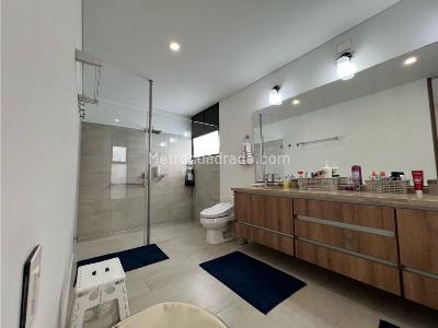 Casa de 3 alcobas en venta en Aeropuerto, Armenia, 133 m² · foto 20 de 20