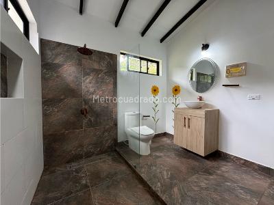 Casa de 3 alcobas en venta en Caimo Quindio, Armenia, 434 m² · foto 7 de 20
