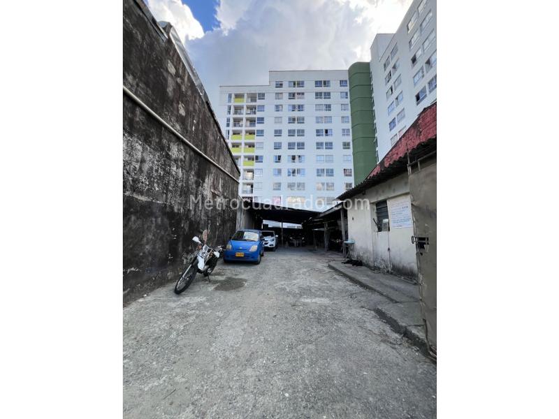 Lote en Venta, Barrio Los Alamos, Armenia - Vista 3