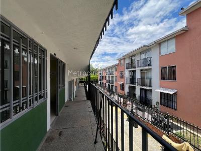 Apartamento en venta en Puerto Espejo, Armenia · foto 3 de 13