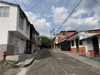 Casa de 3 alcobas en venta en Brasilia Nueva, Armenia, 120 m² · foto 2 de 16