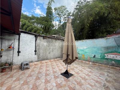 Casa de 4 alcobas en venta en Barrio Villa Carolina, Armenia, 60 m² · foto 11 de 13